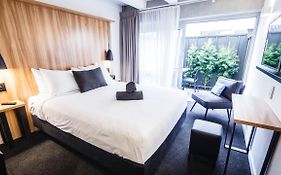 No. 9 Hotel